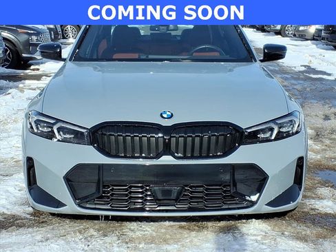 Used 2025 BMW 330i xDrive Sedan w/ M Sport Package image 8
