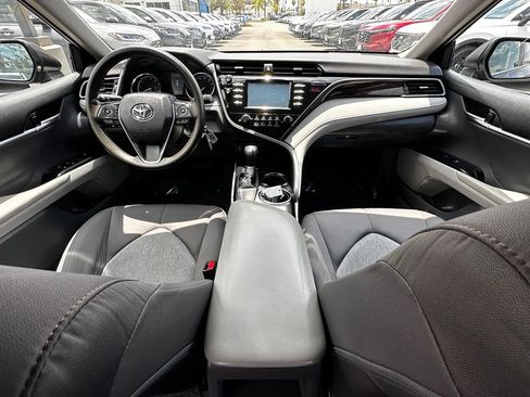 Used 2019 Toyota Camry LE FWD image 16