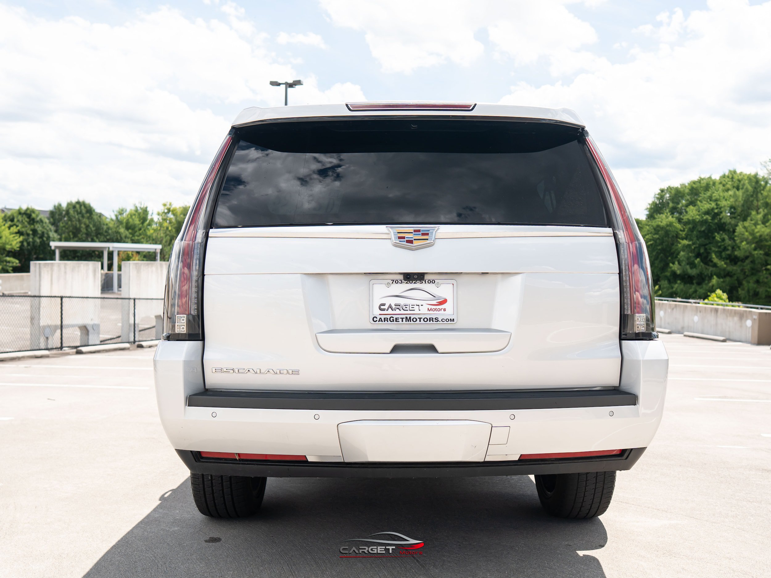 Used 2019 Cadillac Escalade ESV Premium Luxury AWD/4WD image 6