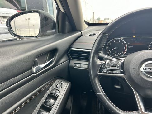 Certified 2019 Nissan Altima 2.5 SR image 13