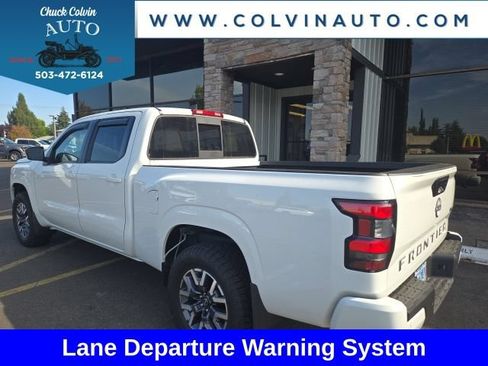 Used 2022 Nissan Frontier SV w/ Technology Package AWD/4WD image 5