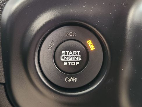 Used 2021 Jeep Wrangler Unlimited Sport AWD/4WD image 22