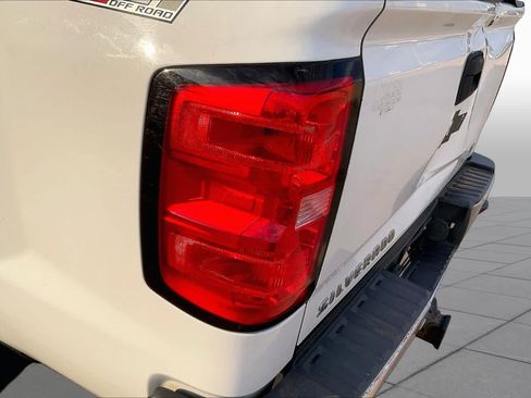 Used 2015 Chevrolet Silverado 2500 LTZ w/ Duramax Plus Package AWD/4WD image 27