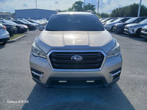 Used 2019 Subaru Ascent Limited AWD/4WD image 3