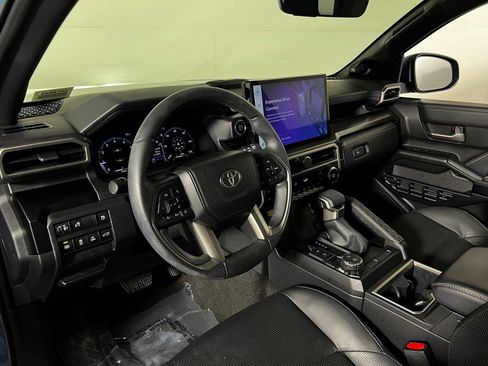 Certified 2026 Toyota 4Runner Limited AWD/4WD image 12