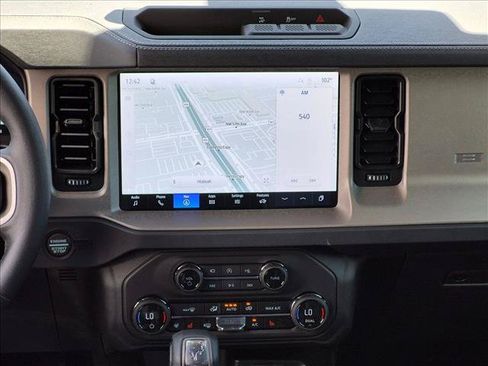 New 2026 Ford Bronco Outer Banks AWD/4WD image 11