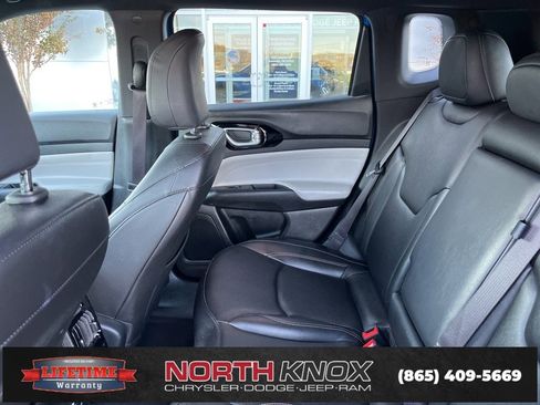 Used 2024 Jeep Compass Limited image 13