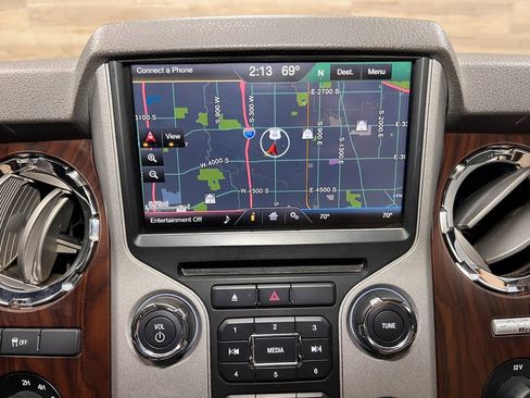 Used 2015 Ford F250 Lariat w/ Lariat Ultimate Package image 7