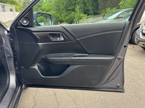Used 2014 Honda Accord EX-L image 21