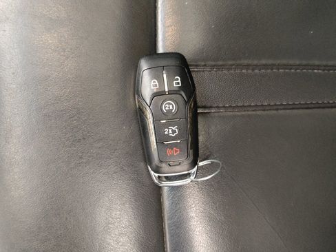 Used 2014 Lincoln MKZ AWD w/ Equipment Group 101A Select image 32