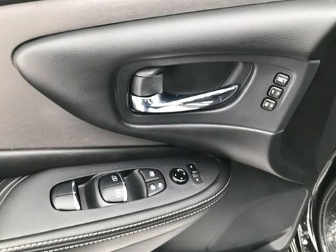 Used 2023 Nissan Murano SL AWD/4WD image 16
