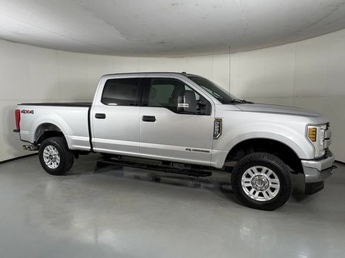 Used 2019 Ford F250 XLT AWD/4WD image 9