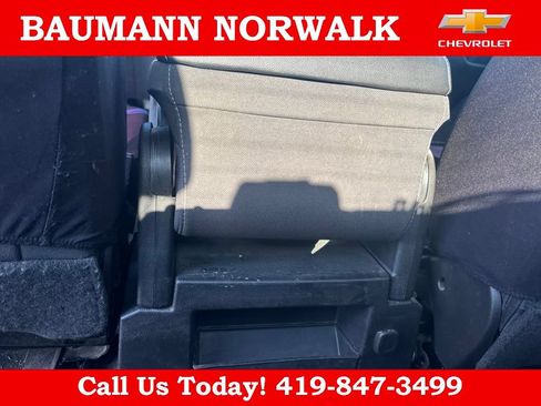 Used 2018 Chevrolet Silverado 1500 LT w/ All Star Edition AWD/4WD image 34