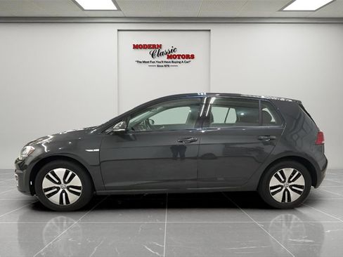 Used 2019 Volkswagen e-Golf SE w/ Driver Assistance Package image 4