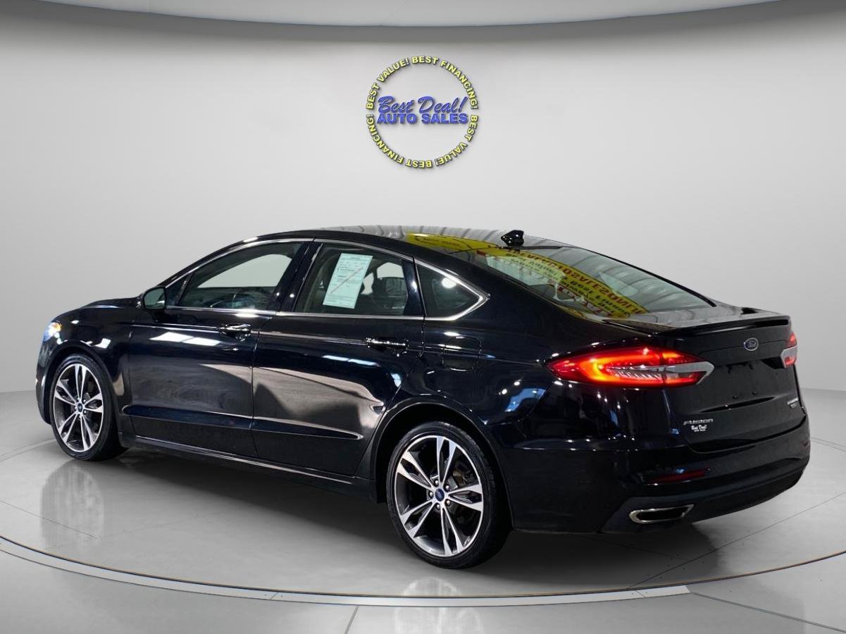 Used 2019 Ford Fusion Titanium AWD/4WD image 3
