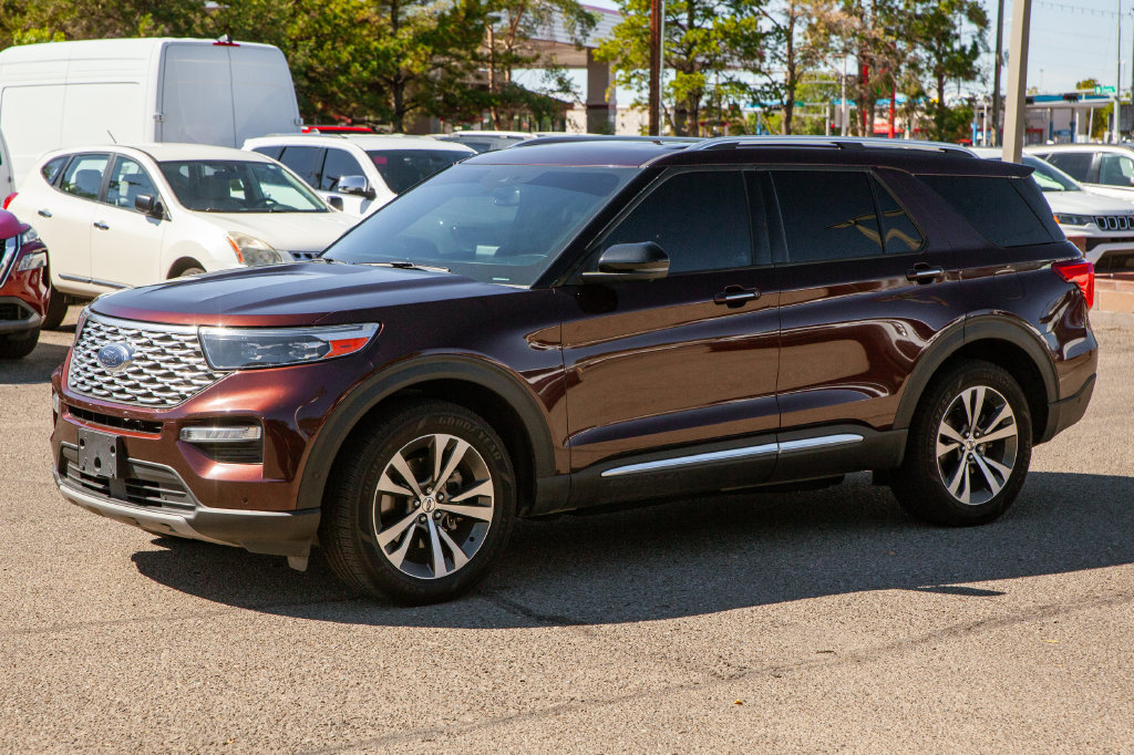 Used 2020 Ford Explorer Platinum w/ Premium Technology Package AWD/4WD image 9