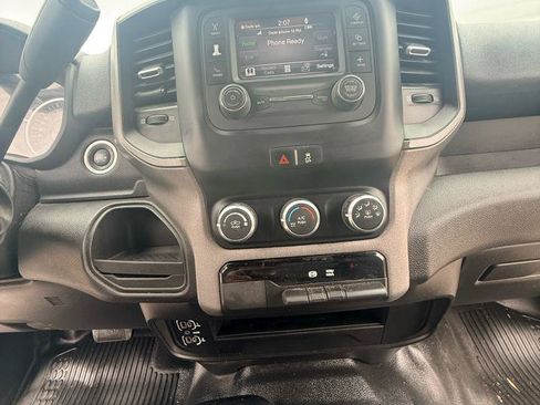 Used 2021 RAM 3500 Tradesman w/ Chrome Appearance Group AWD/4WD image 17