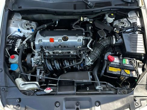 Used 2011 Honda Accord LX image 12