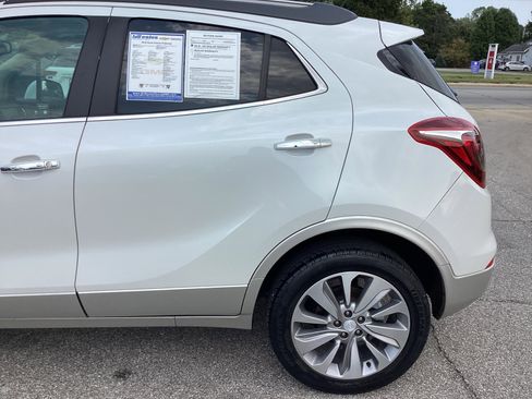 Used 2020 Buick Encore Preferred image 4