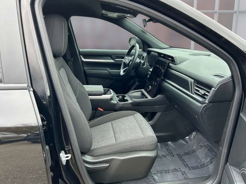 Used 2025 GMC Terrain Elevation AWD/4WD image 19