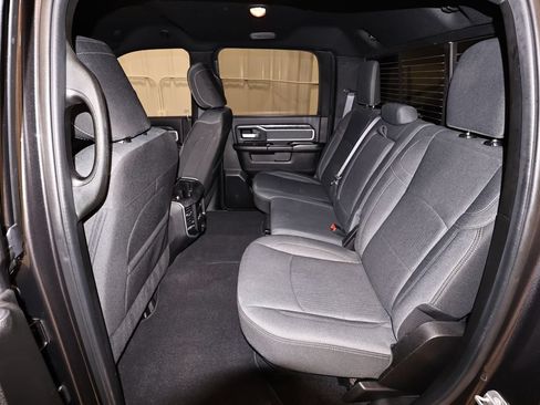 Used 2022 RAM 2500 Big Horn w/ Level C Equiment Group AWD/4WD image 15