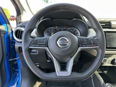Used 2020 Nissan Versa SV image 20
