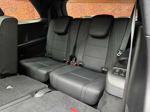 New 2026 Mercedes-Benz GLS 450 4MATIC image 4