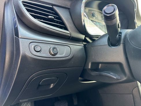 Used 2018 Buick Encore Preferred image 10