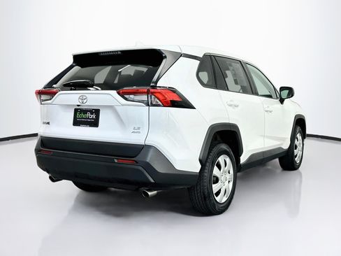Used 2025 Toyota RAV4 LE AWD/4WD image 9