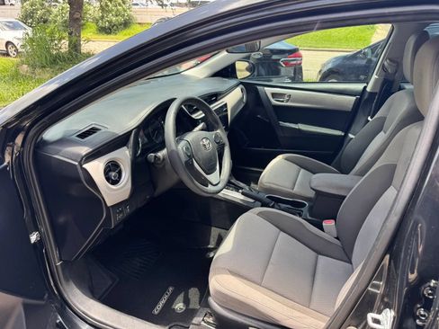 Used 2017 Toyota Corolla L FWD image 15