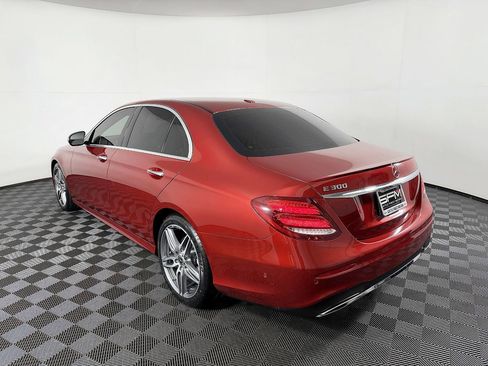 Used 2019 Mercedes-Benz E 300 w/ Parking Assistance Package image 19