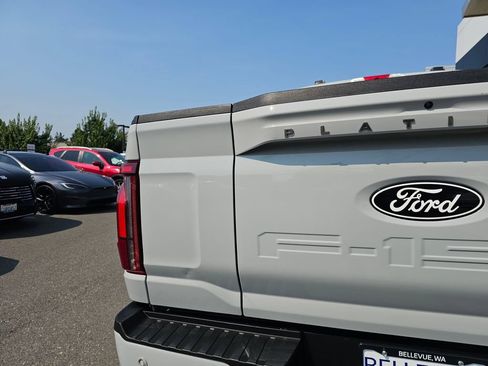 Used 2024 Ford F150 Platinum w/ Equipment Group 702A High AWD/4WD image 17