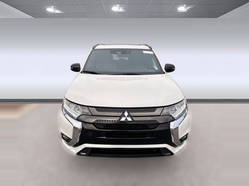 Used 2022 Mitsubishi Outlander LE image 6