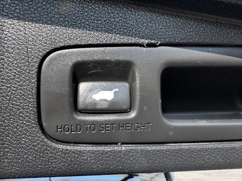 Used 2020 Honda CR-V Touring image 11