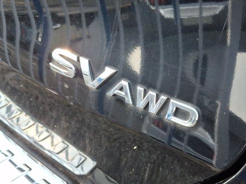 Used 2015 Nissan Rogue SV AWD/4WD image 5