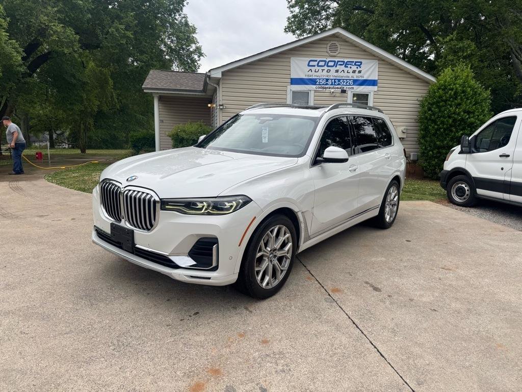 Used 2022 BMW X7 xDrive40i w/ Executive Package AWD/4WD image 2