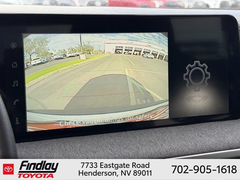 Used 2025 Nissan Kicks SV FWD image 27