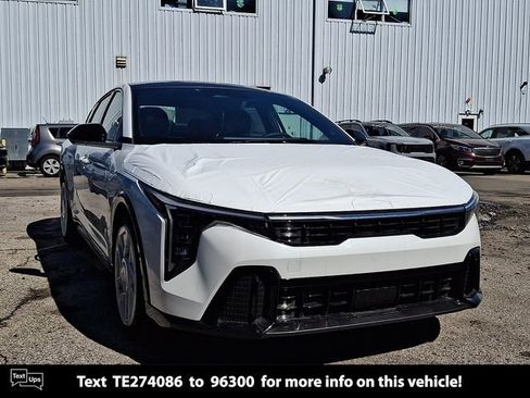 New 2026 Kia K4 GT-Line FWD image 1