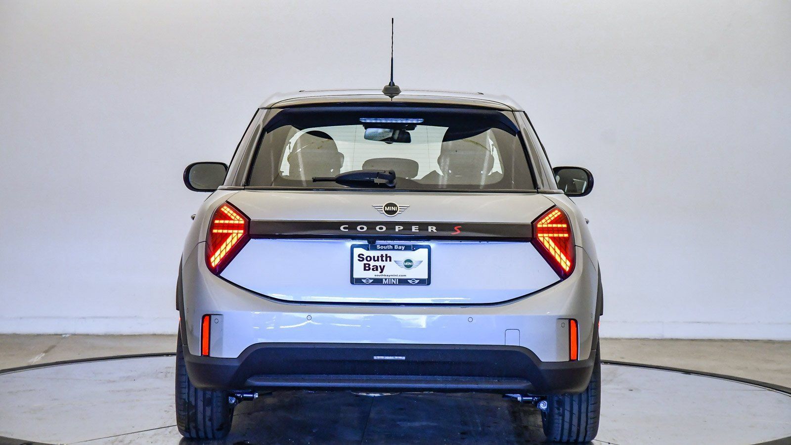 New 2026 MINI Cooper S FWD image 3