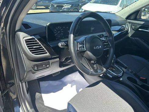 Used 2024 Kia Seltos S AWD/4WD image 12
