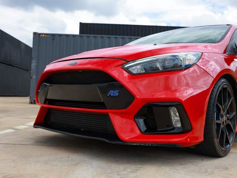 Used 2018 Ford Focus RS image 39