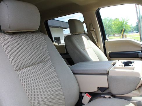 Used 2017 Ford F150 XLT AWD/4WD image 13