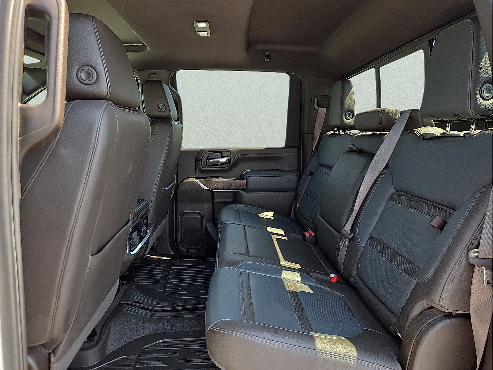 Used 2021 GMC Sierra 2500 Denali w/ Denali Ultimate Package AWD/4WD image 10