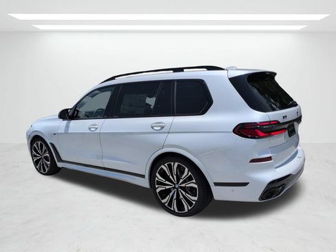 New 2027 BMW X7 M60i AWD/4WD image 6
