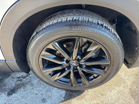 Used 2023 MAZDA CX-9 Touring Plus image 11