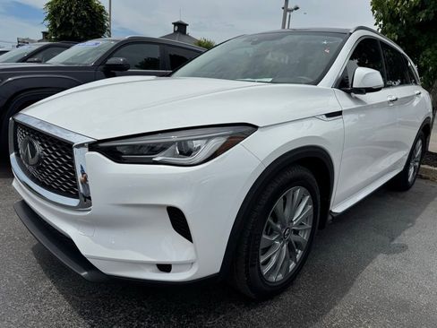 Used 2023 INFINITI QX50 Luxe AWD/4WD image 1