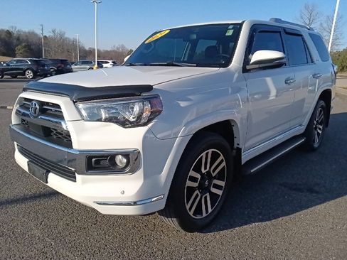 Used 2020 Toyota 4Runner Limited image 7