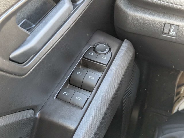 Used 2026 Chevrolet Colorado W/T RWD image 17