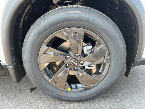 New 2026 Nissan Rogue SV image 11