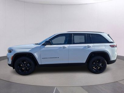 New 2025 Jeep Grand Cherokee Altitude